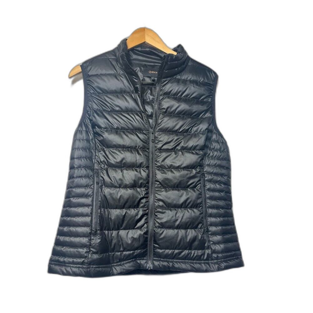 Quince Lightweight Down Packable Puffer Vest Sz Large Black Basic Classic Staple